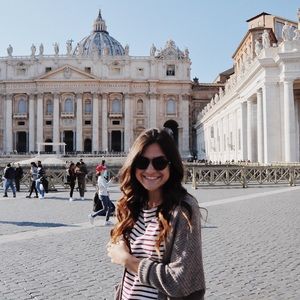 Meet your Posher, Victoria